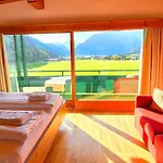 Achensee Apartman *